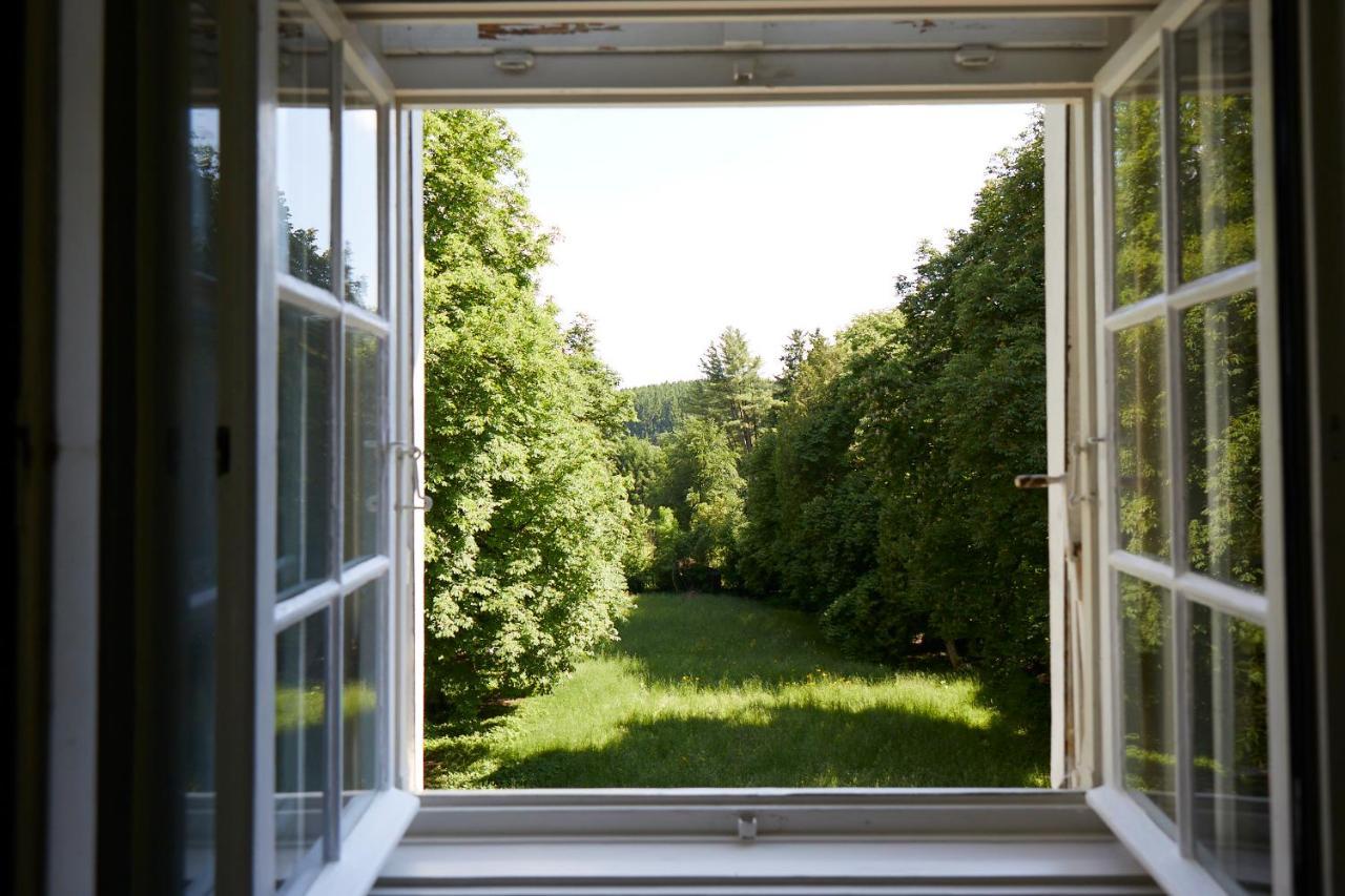 Schloss 3*