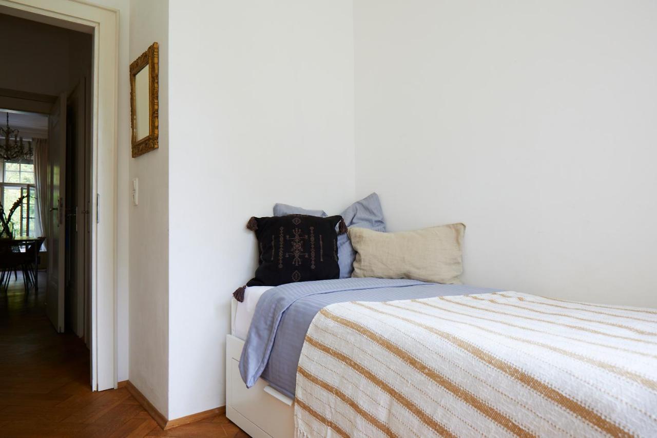 Guest house Schloss Moerlbach 3*